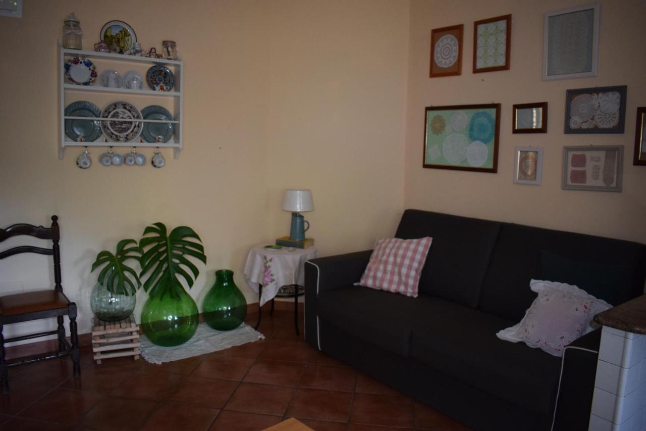 La Casa Di Giulia Apartment Forza d'Agro Luaran gambar